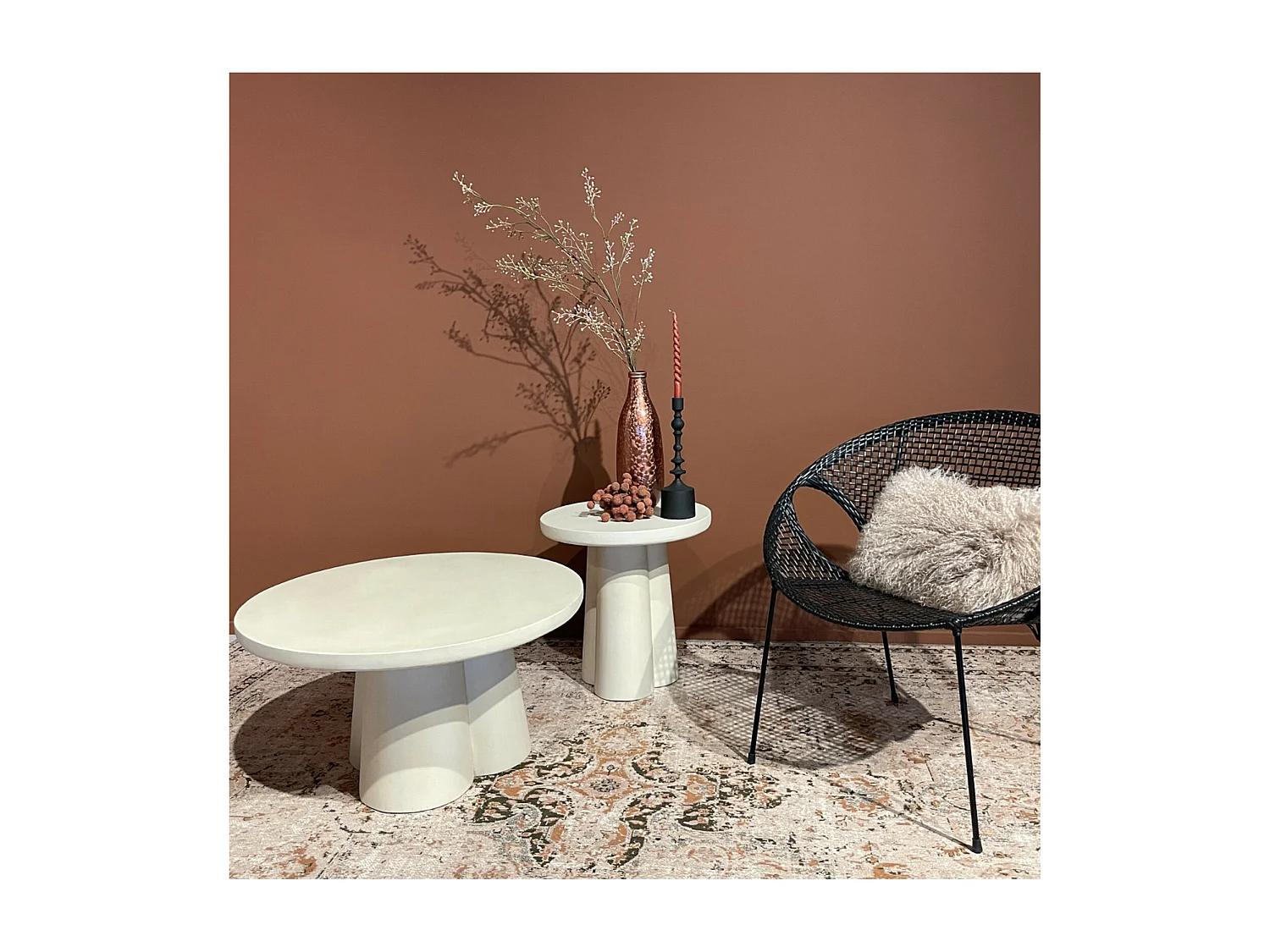 FIGARI-Table basse ronde 80 cm béton blanc enduit