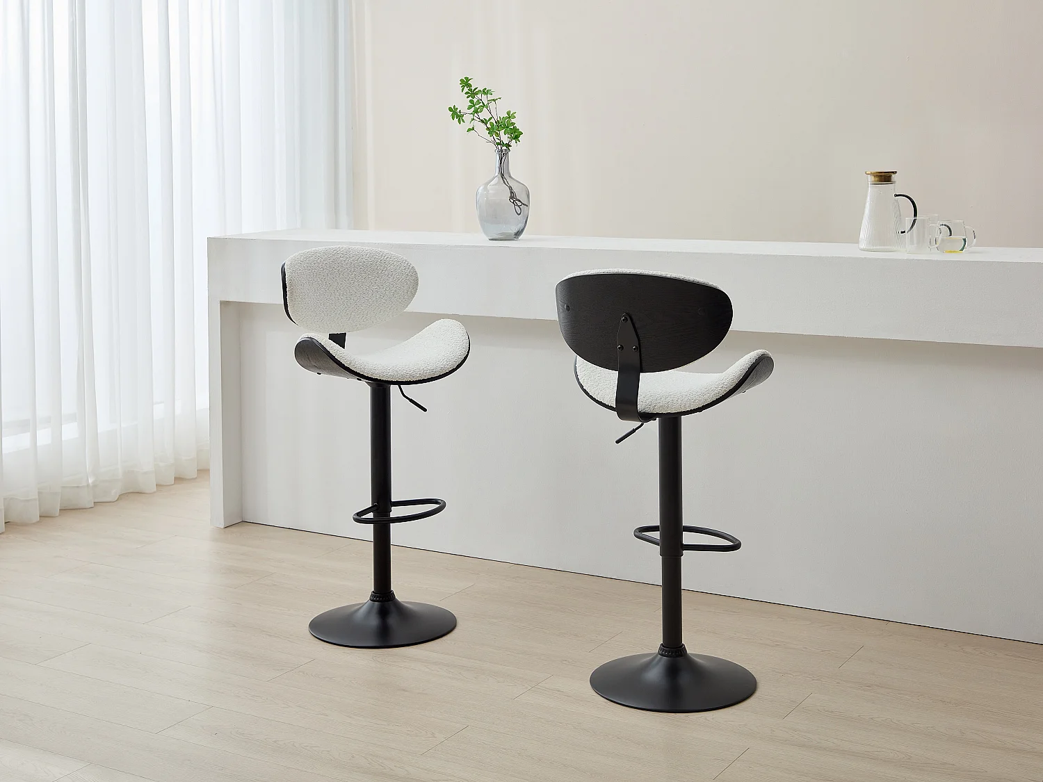 Lot de 2 tabourets de bar en tissu bouclette, placage frêne et métal - Hauteur réglable - Blanc et Noir - MONTENEGRO