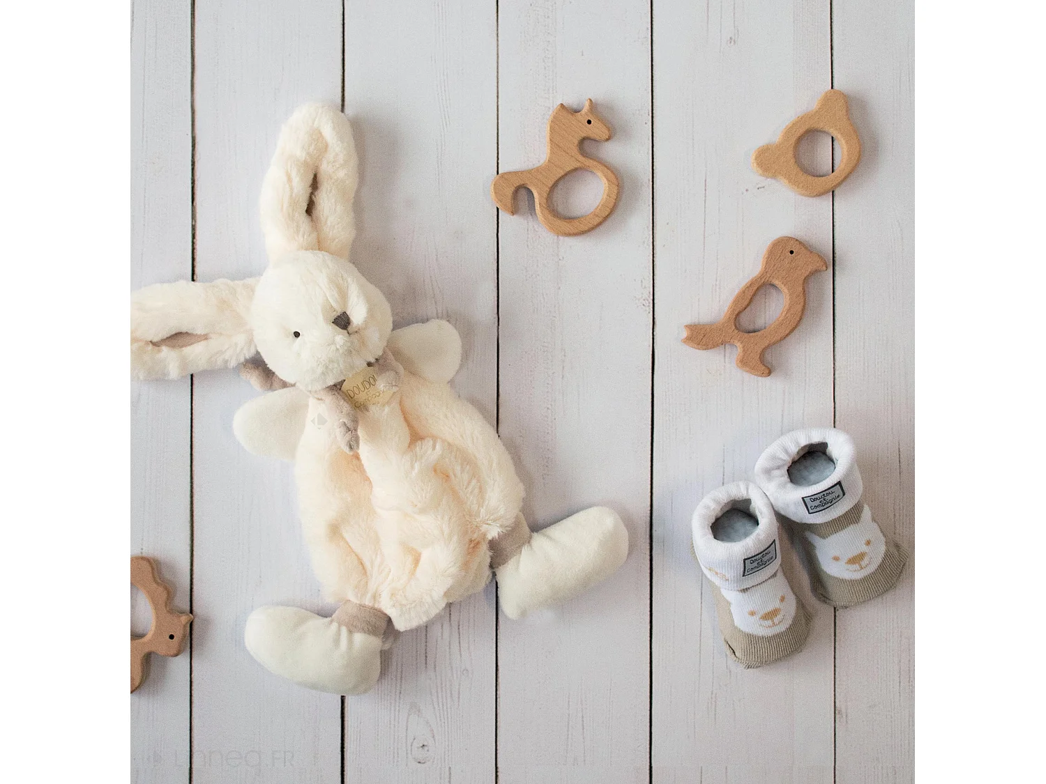 Doudou lapin plat 26 cm polyester collection LAPIN BONBON blanc/beige taupe