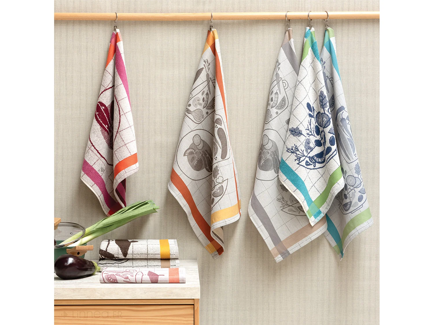 Lot de 2 torchons de cuisine 50x70 cm coton SALAD motif thème salade rose