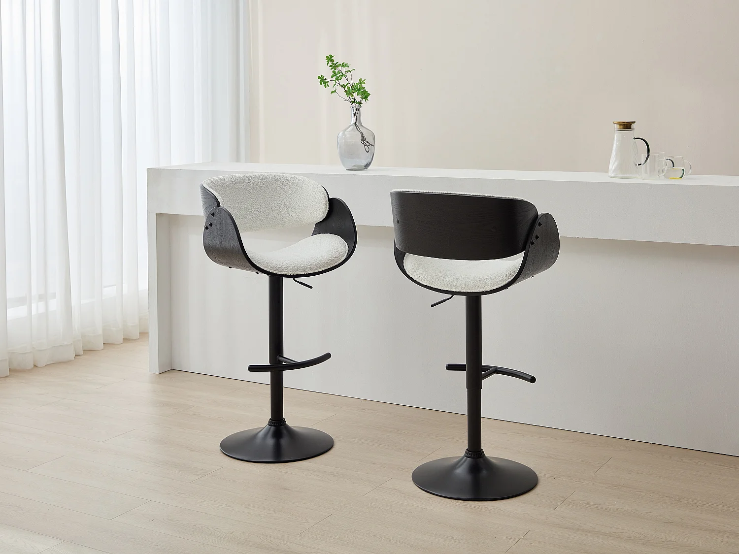 Lot de 2 tabourets de bar en tissu bouclette, placage frêne et métal - Hauteur Réglable - Blanc et Noir - JELSA