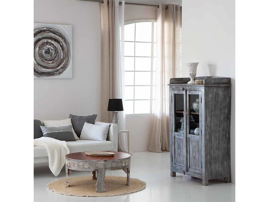 Runder Couchtisch aus geschnitztem Holz mit gealterter handwerklicher Verarbeitung, 80 x 80 x 41 cm