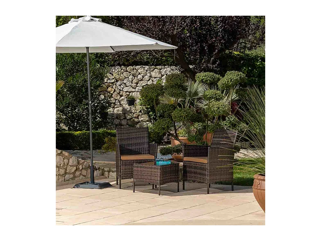 Set tavolo marrone e 2 poltrone