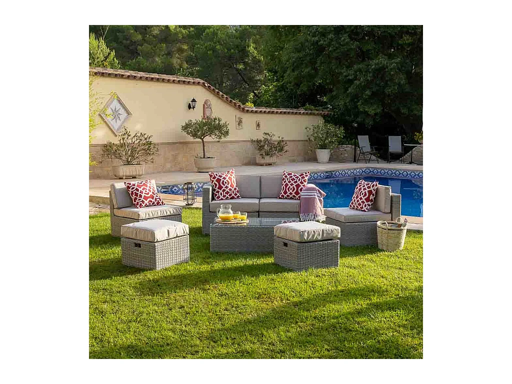 Ensemble table, canapé, 2 fauteuils et 2 repose-pieds de couleur grise