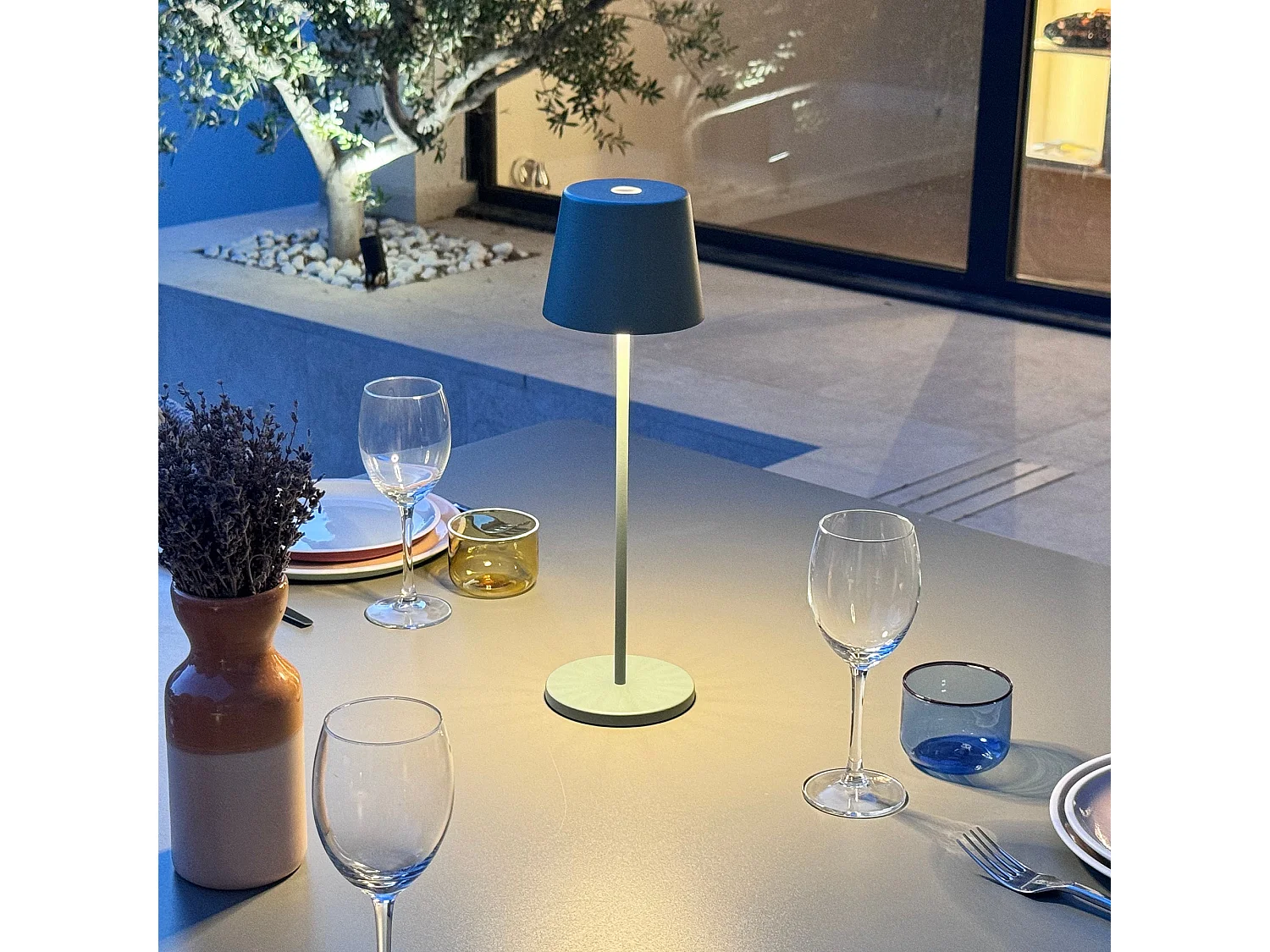 6 lampes LED avec plateau de chargement KELLY Vert Metal H38CM