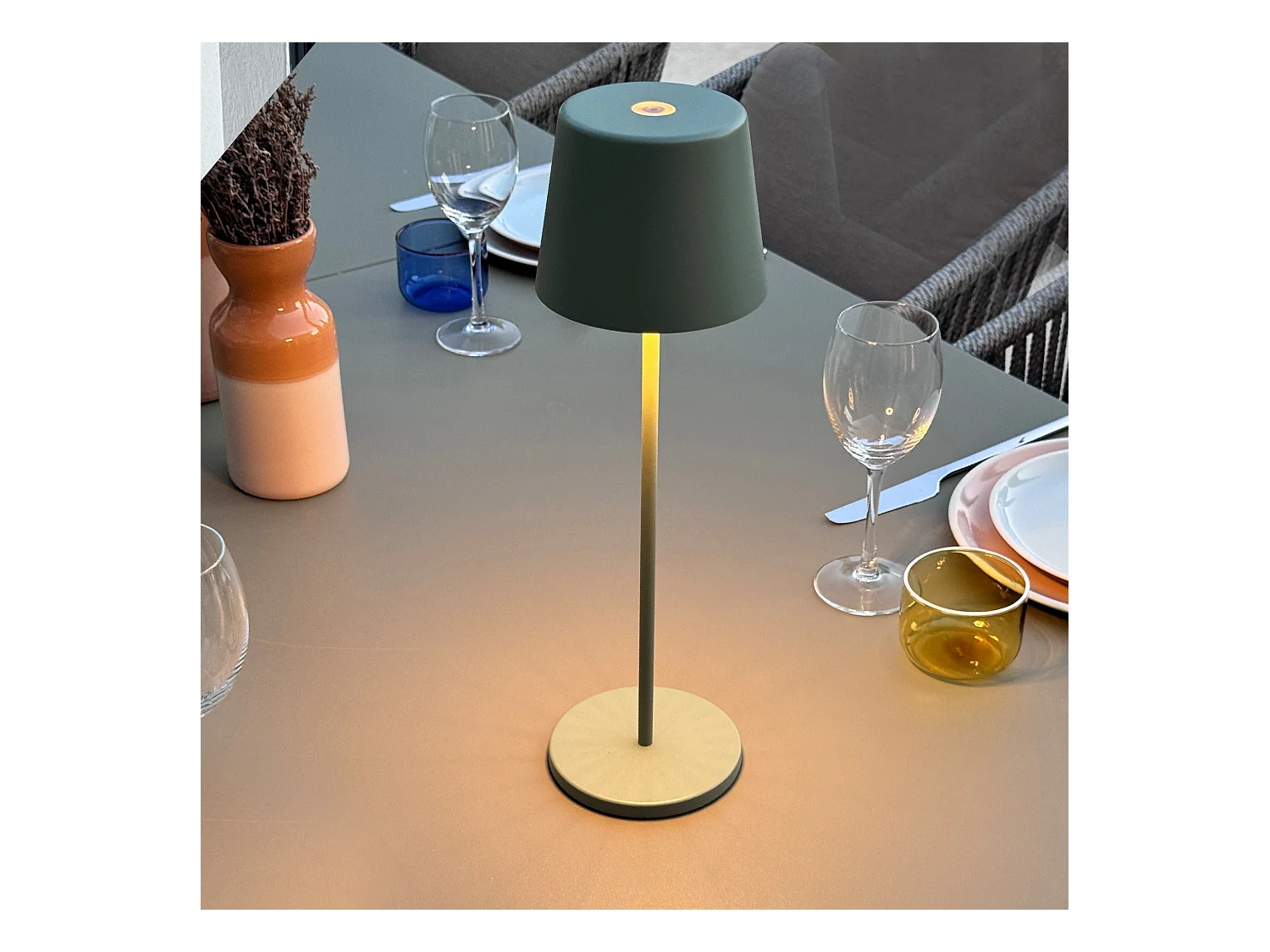 6 lampes LED avec plateau de chargement KELLY Vert Metal H38CM