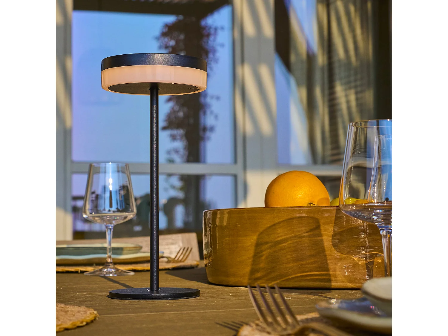 Lampe de table solaire VIVIA Noir Aluminium H27cm