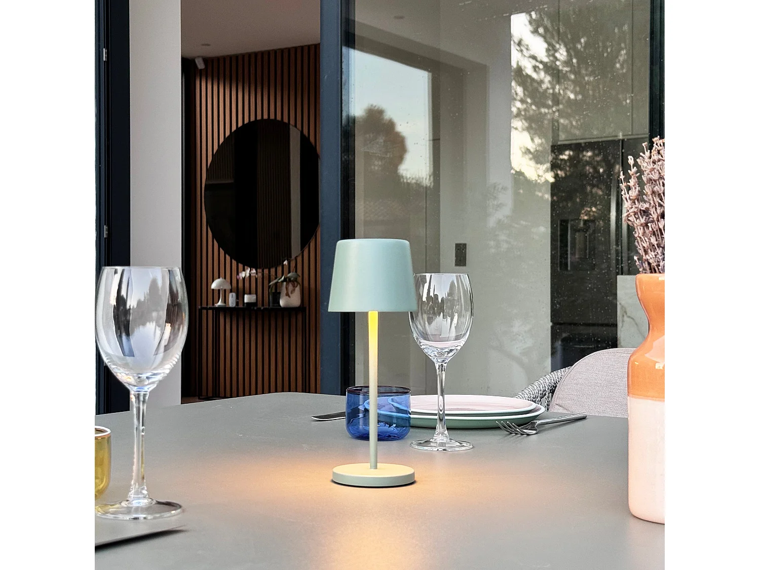 6 mini lampes avec plateau de chargement KELLY MINI Vert Aluminium H22cm