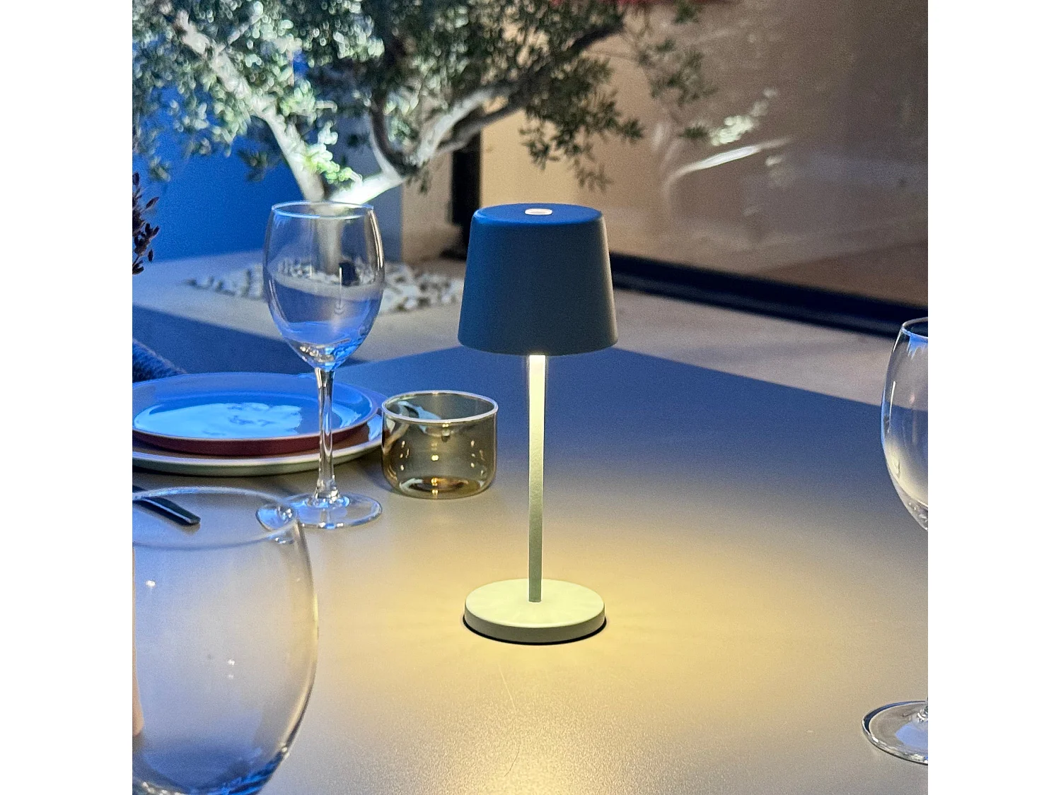 6 Lampes de table MINI KELLY Vert H22cm + base de chargement