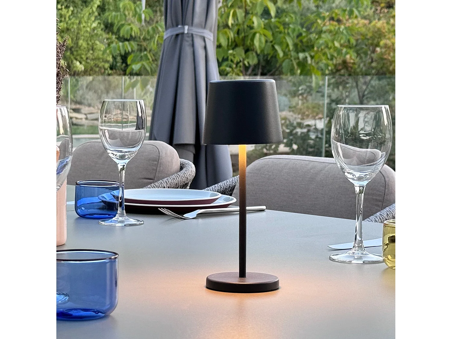 6 Lampes de table MINI KELLY Gris H22cm + base de chargement