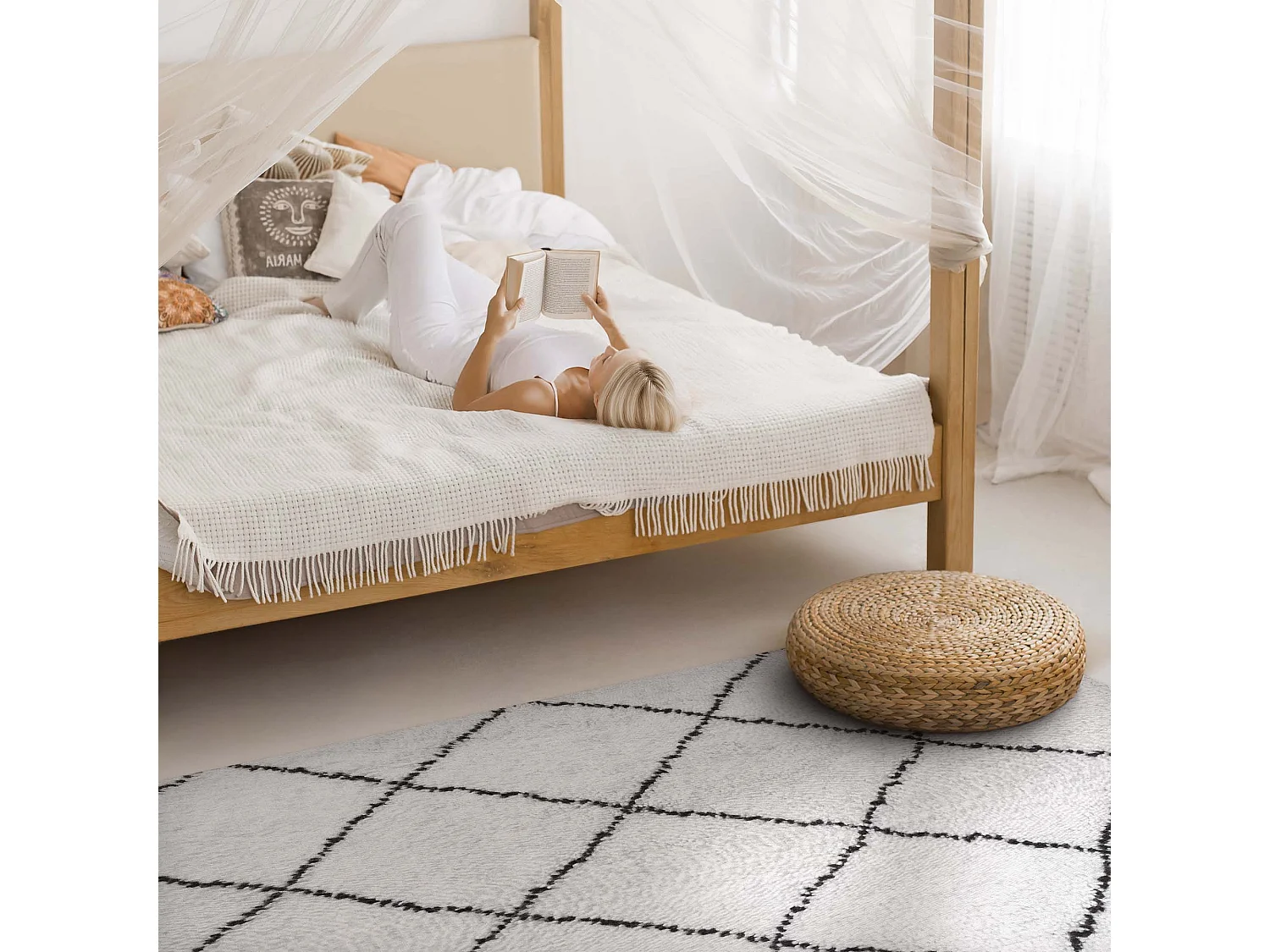 Tapis vinyle pour la maison, Moquette d'intérieur Peluche imitation motif lignes noires - 80x120 cm