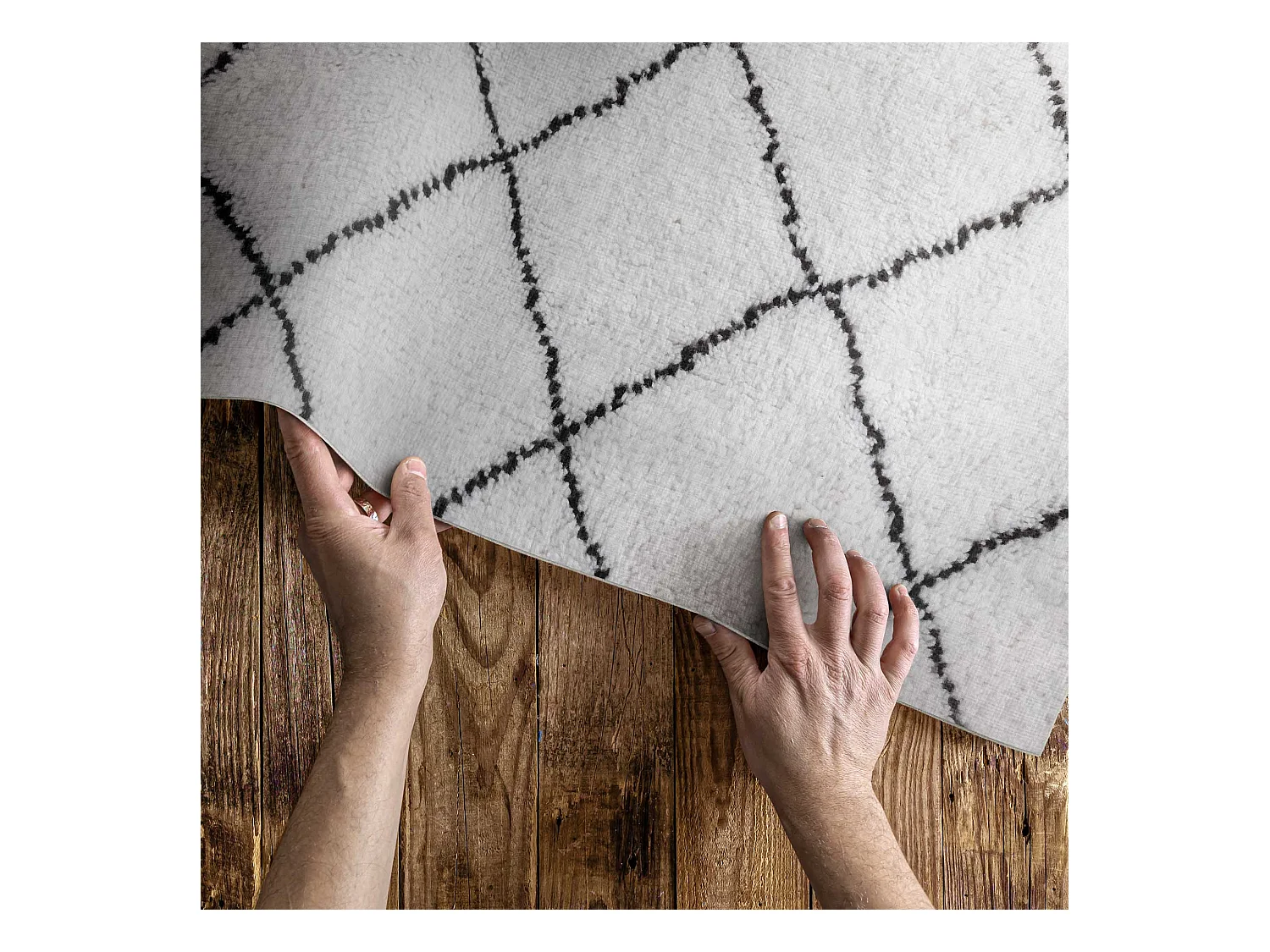 Tapis vinyle pour la maison, Moquette d'intérieur Peluche imitation motif lignes noires - 80x120 cm