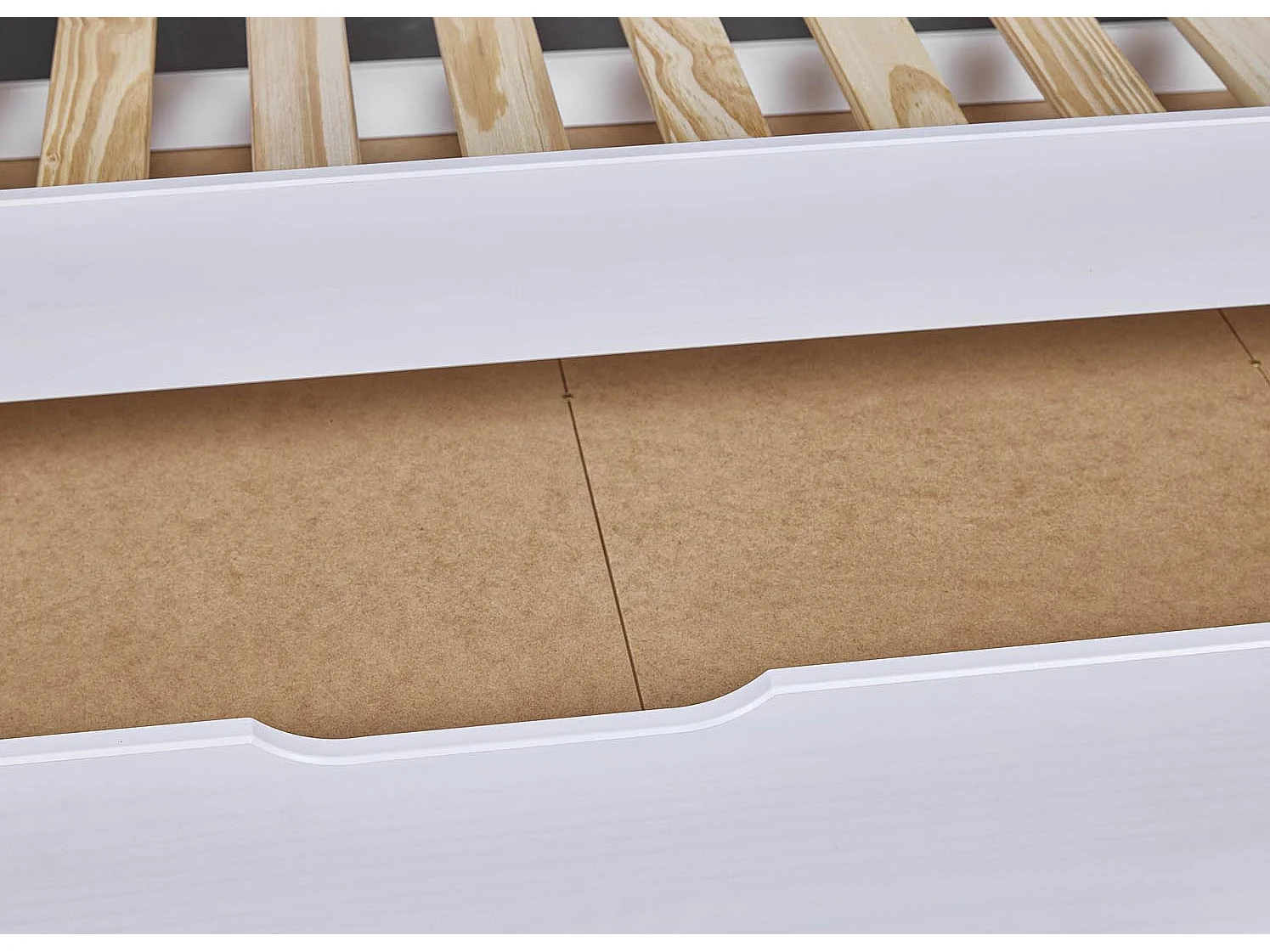 Dream bed 90x200cm met 1 uitschuifbaar bed wit.