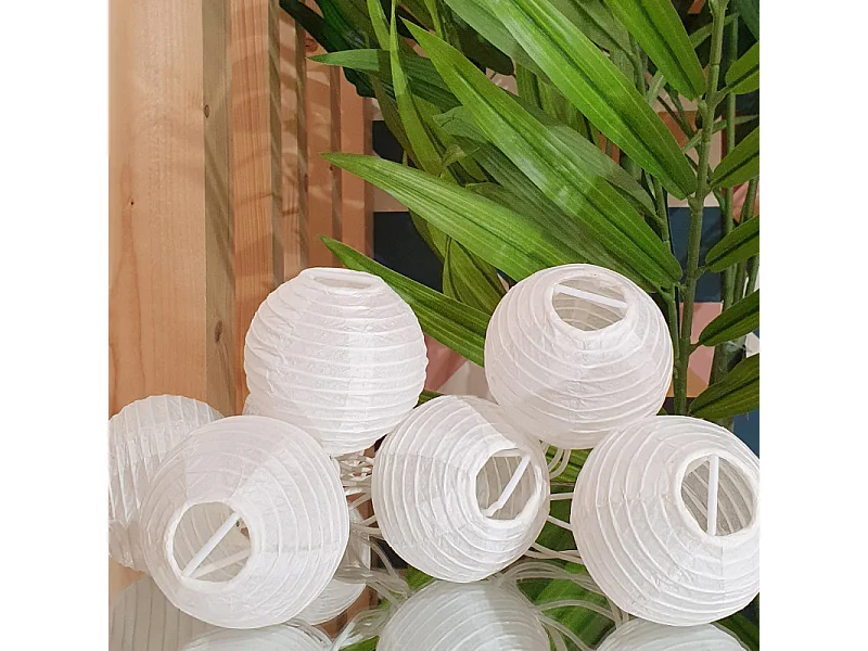 Lot de 4 guirlandes lumineuses blanches en boules de papier 3.10 m