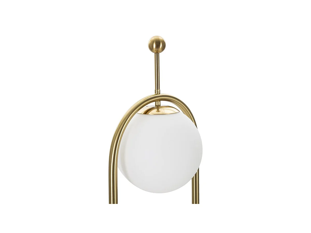 Staande lamp GLAMY ARC Ø 28X168 van goudkleurig metaal met wit glazen lampenkap