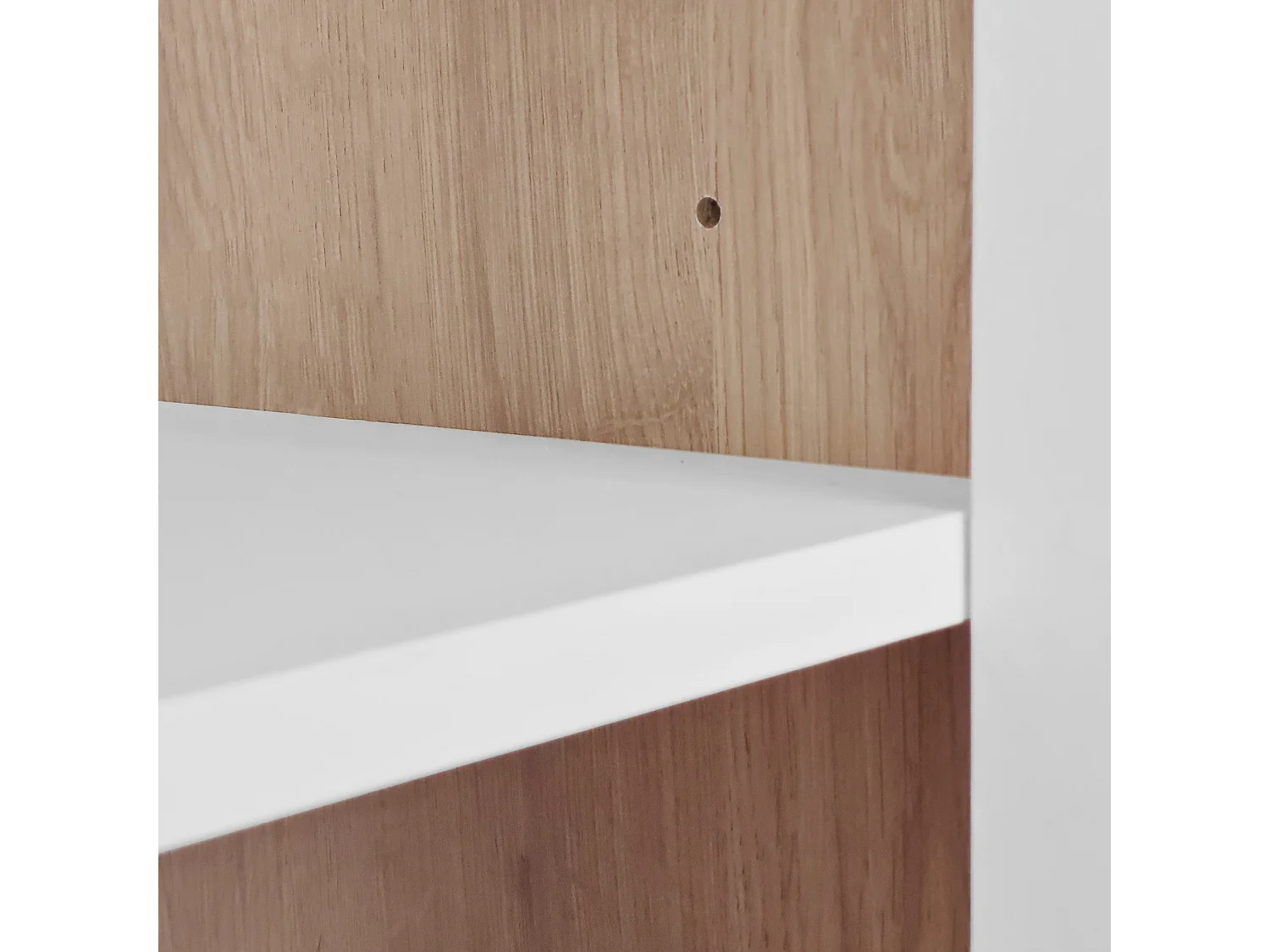 Meuble TV blanc et bois 3 portes et 3 tiroirs murale ou posé au sol GHUGROINS