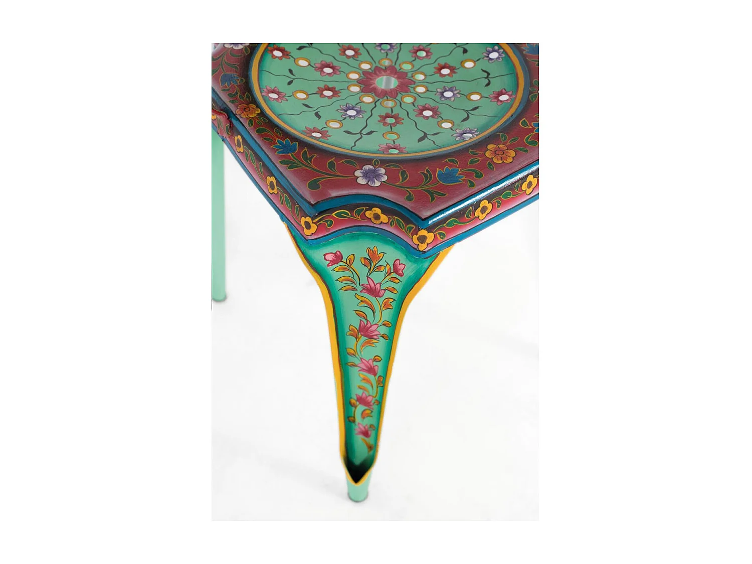 Lot de 2 chaises multicolores en métal peint à la main