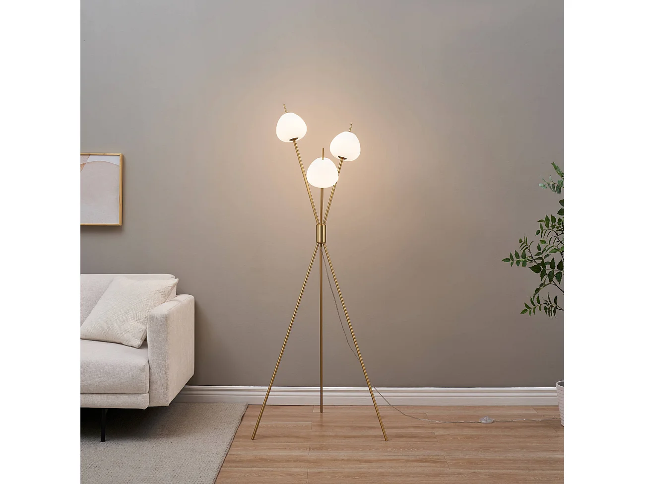 Lampadaire moderne trépied doré LED intégrée 157 cm - Olanta