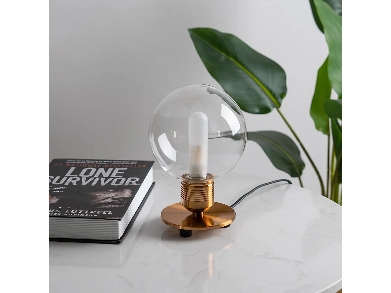 Lampe de chevet vintage dorée en verre - Giani