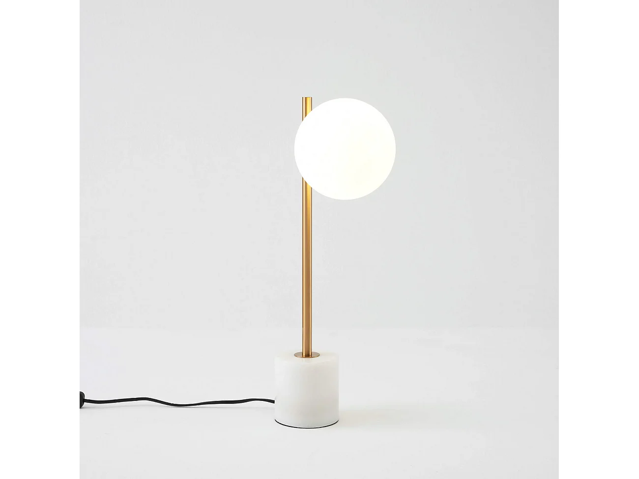 Lampe à poser marbre et verre blanc - Estrela