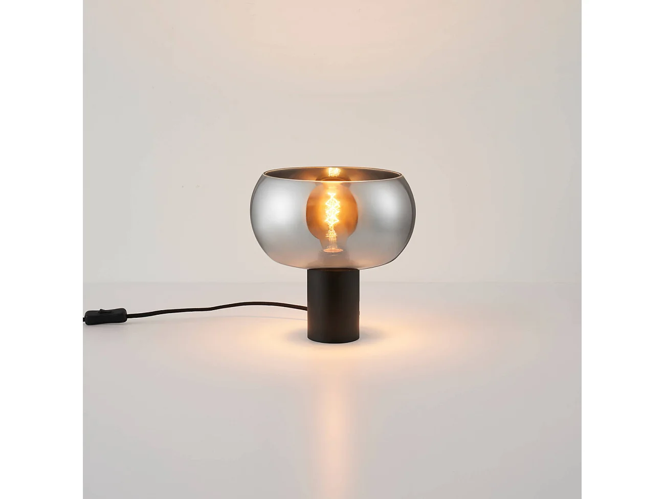 Lampe à poser moderne abat-jour verre fumé - Milan