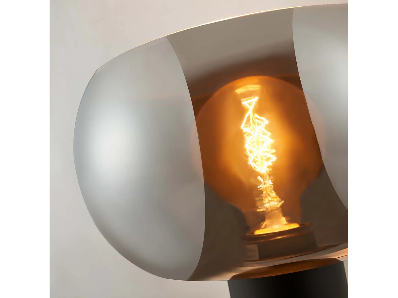 Lampe à poser moderne abat-jour verre fumé - Milan