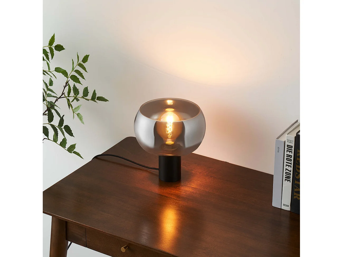 Lampe à poser moderne abat-jour verre fumé - Milan