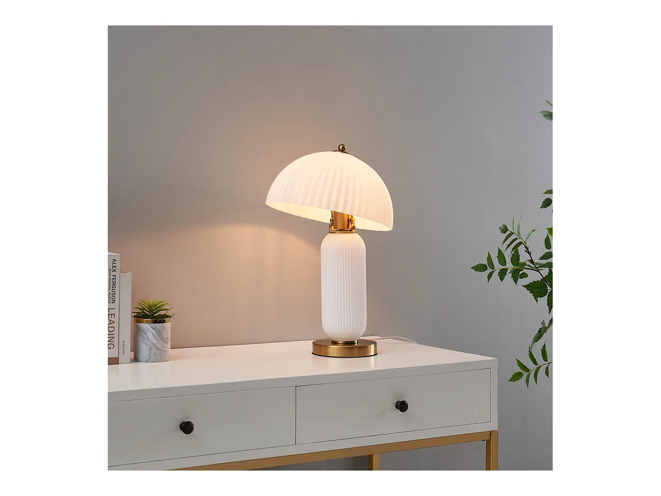 Lampe à poser vintage avec coupole en verre orientable - Adaline