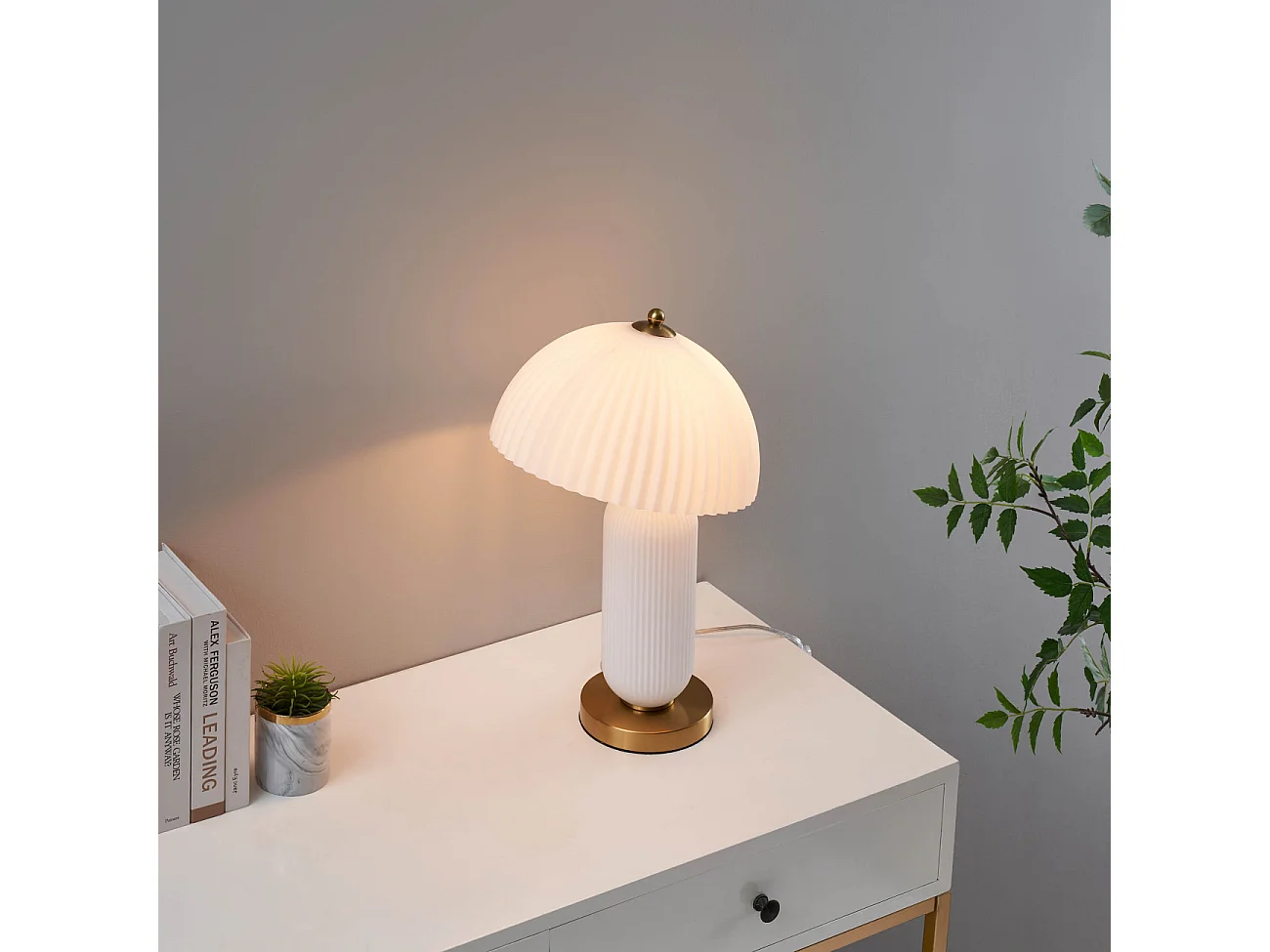 Lampe à poser vintage avec coupole en verre orientable - Adaline