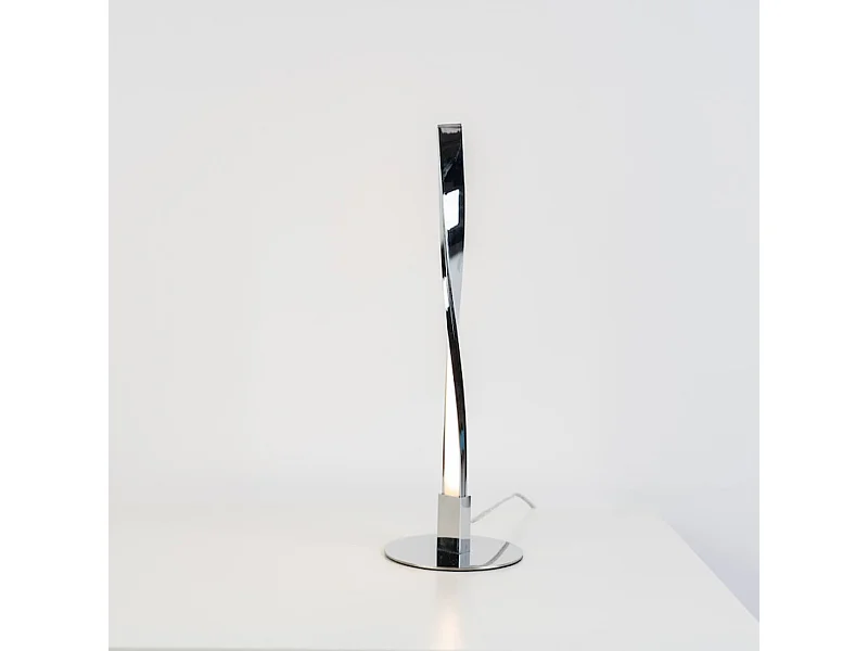 Lampe de chevet LED - design Pepa