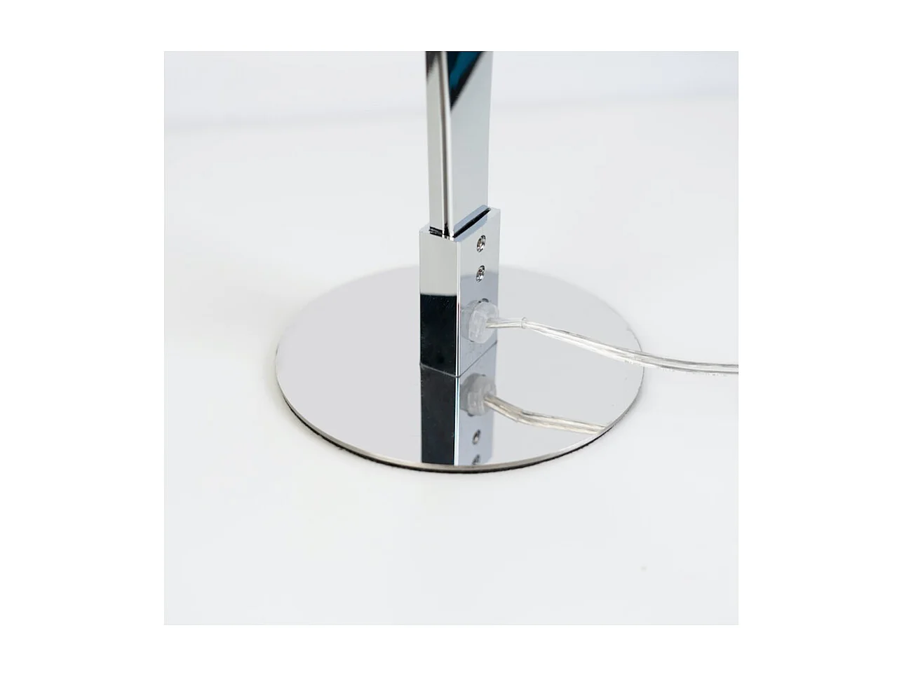 Lampe de chevet LED - design Pepa