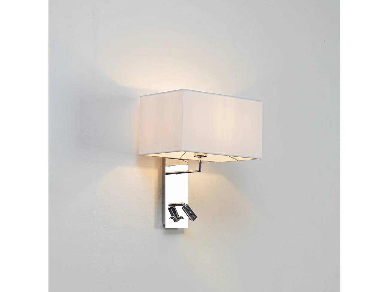 Applique murale liseuse tête de lit métal chromé - Alva