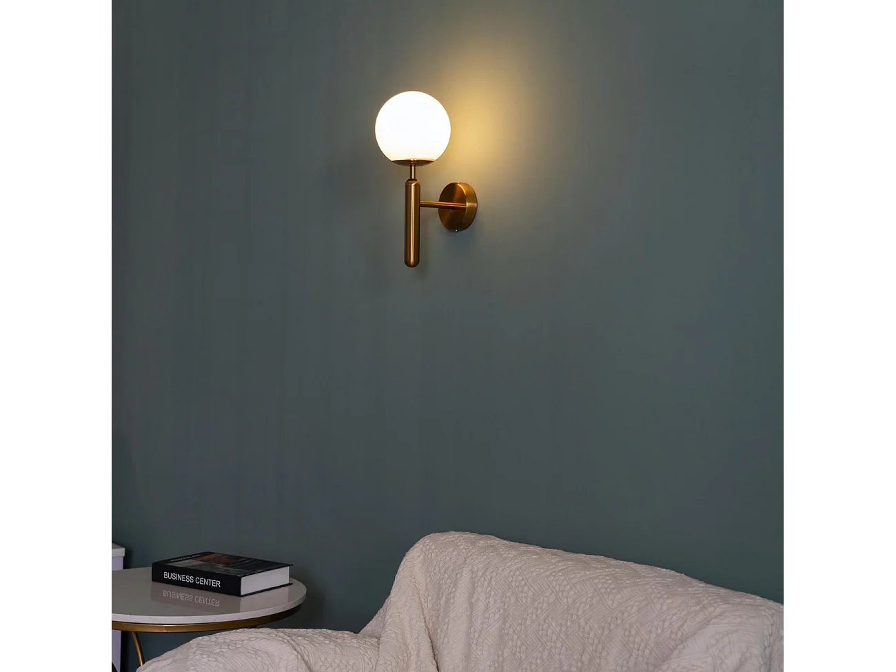 Applique lanterne laiton et verre blanc - Giovanna