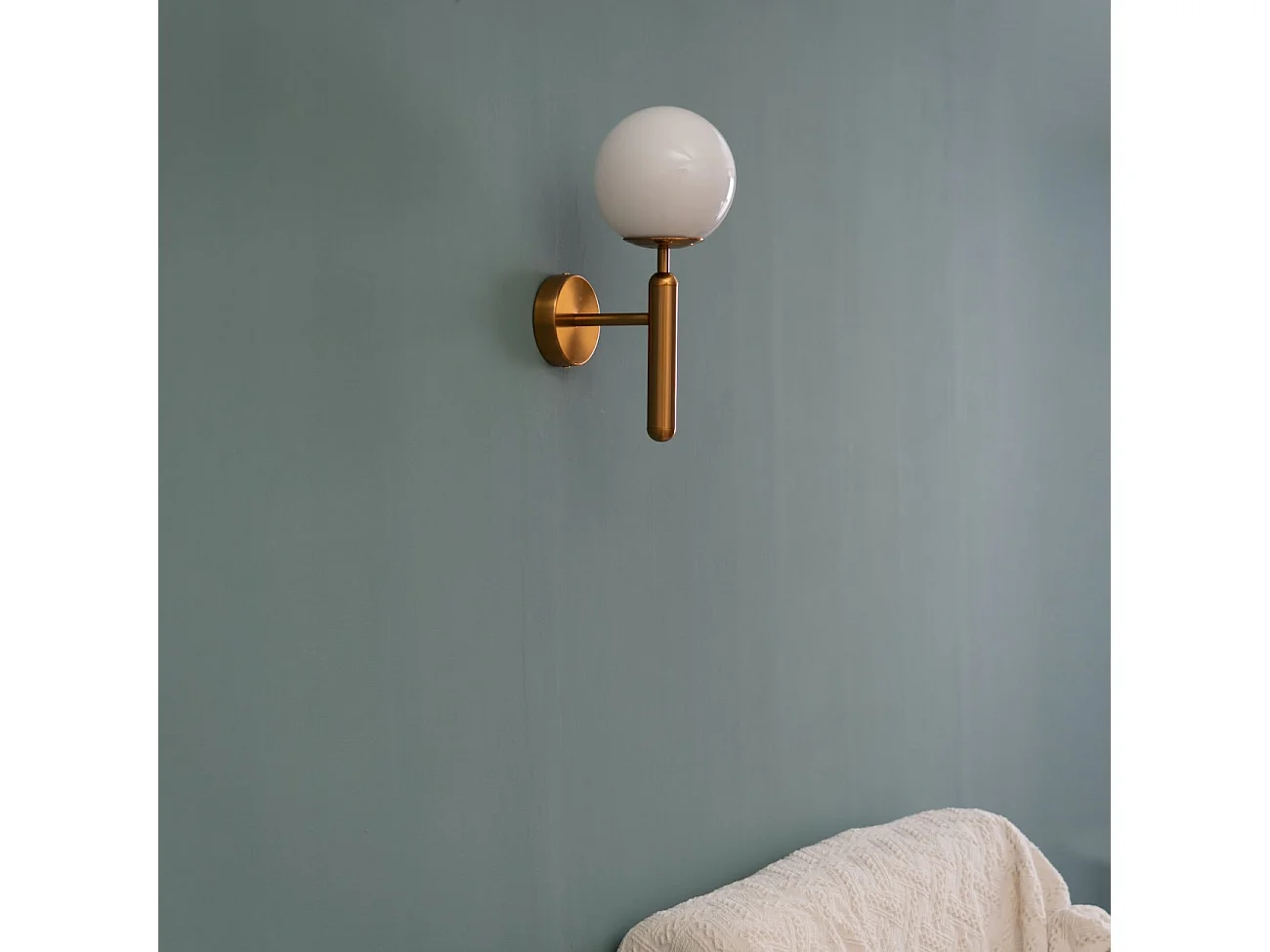 Applique lanterne laiton et verre blanc - Giovanna