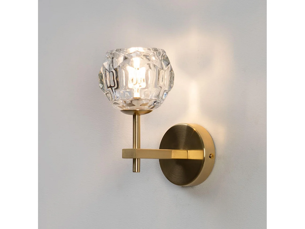 Applique murale métal doré et verre transparent - Vilamo