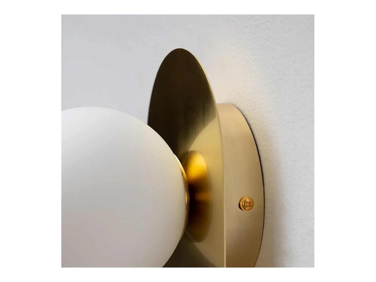 Applique minimaliste dorée satin et verre blanc - Mattina
