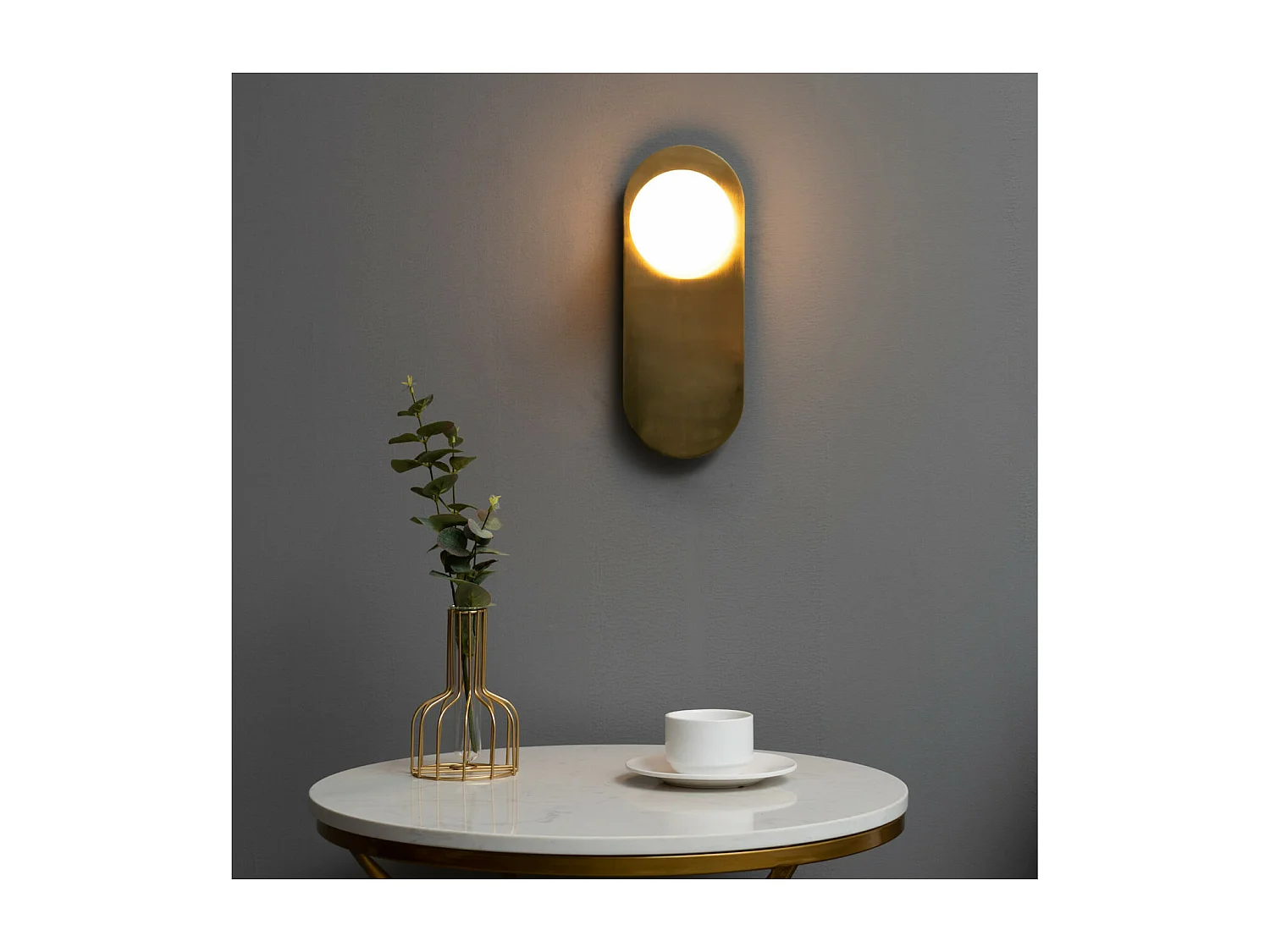 Applique minimaliste dorée satin et verre blanc - Mattina