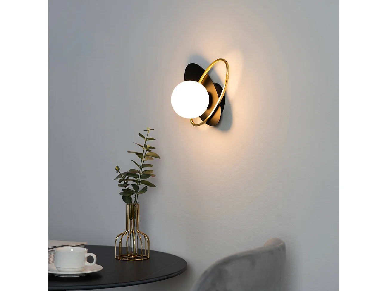 Applique noire et dorée double ovale et verre blanc - Mattina