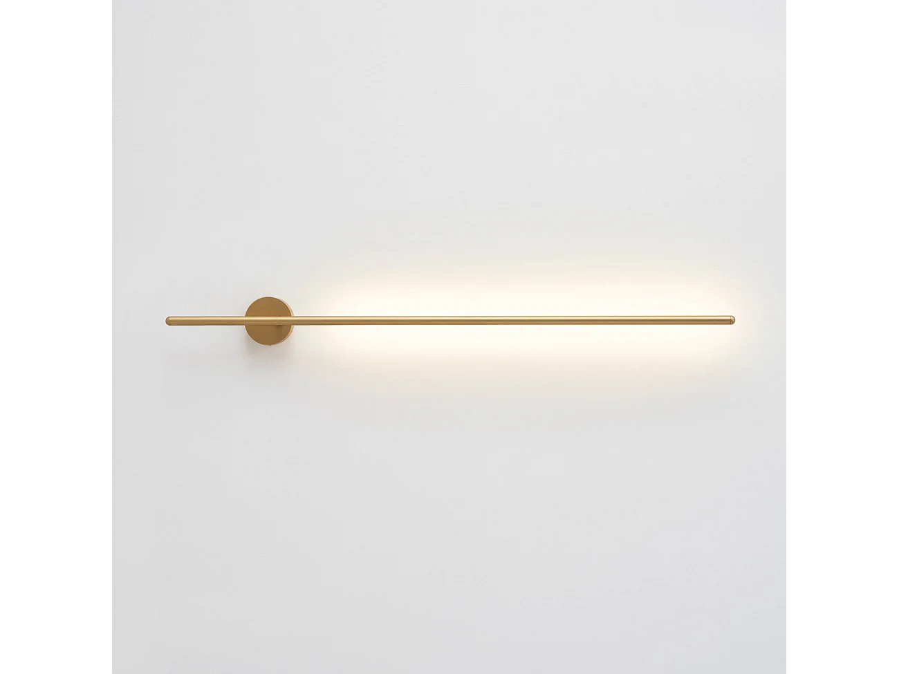 Applique longiligne dorée lumière LED - Mandal