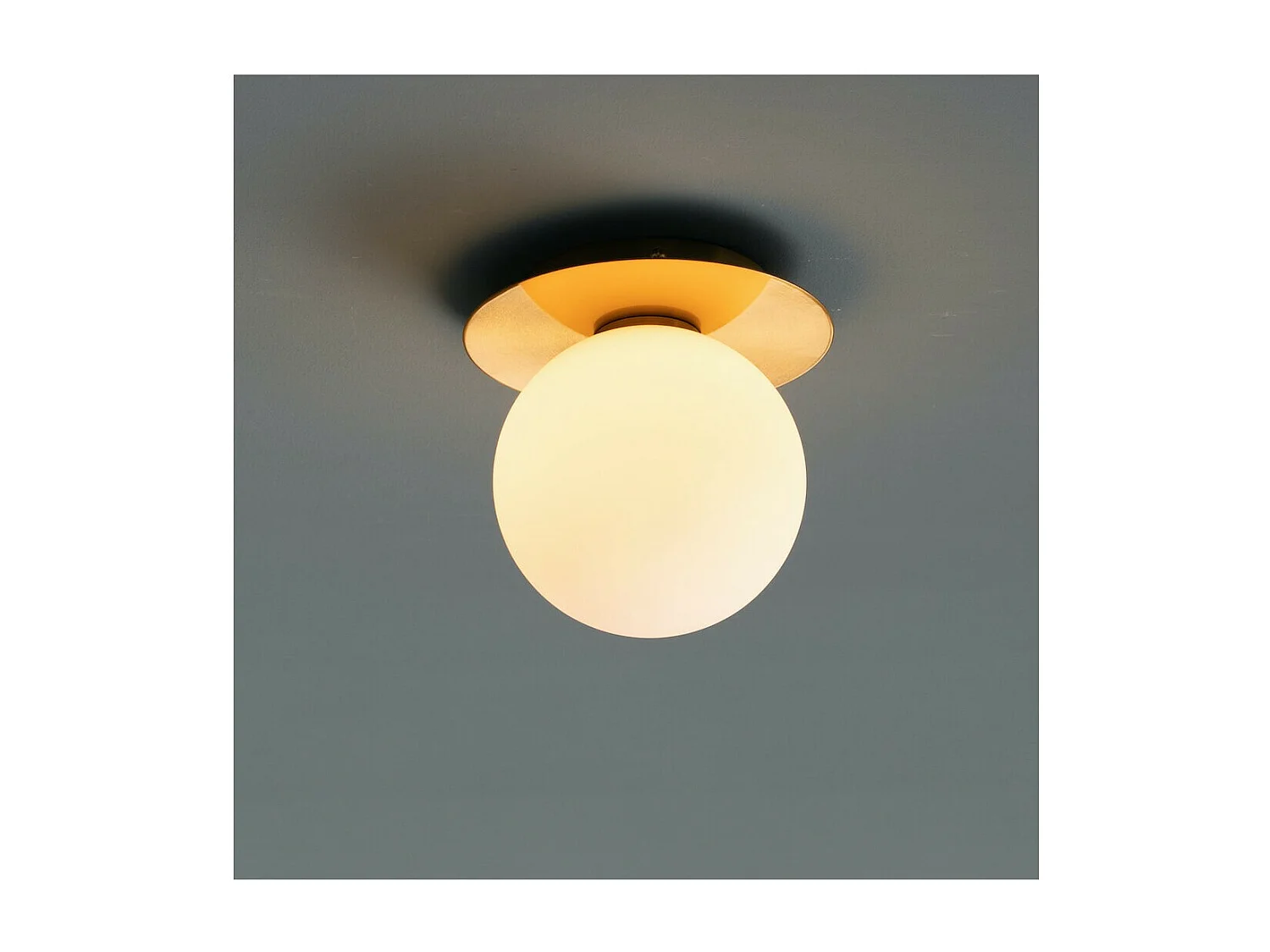 Plafonnier ou applique dorée en verre blanc - Fonzo