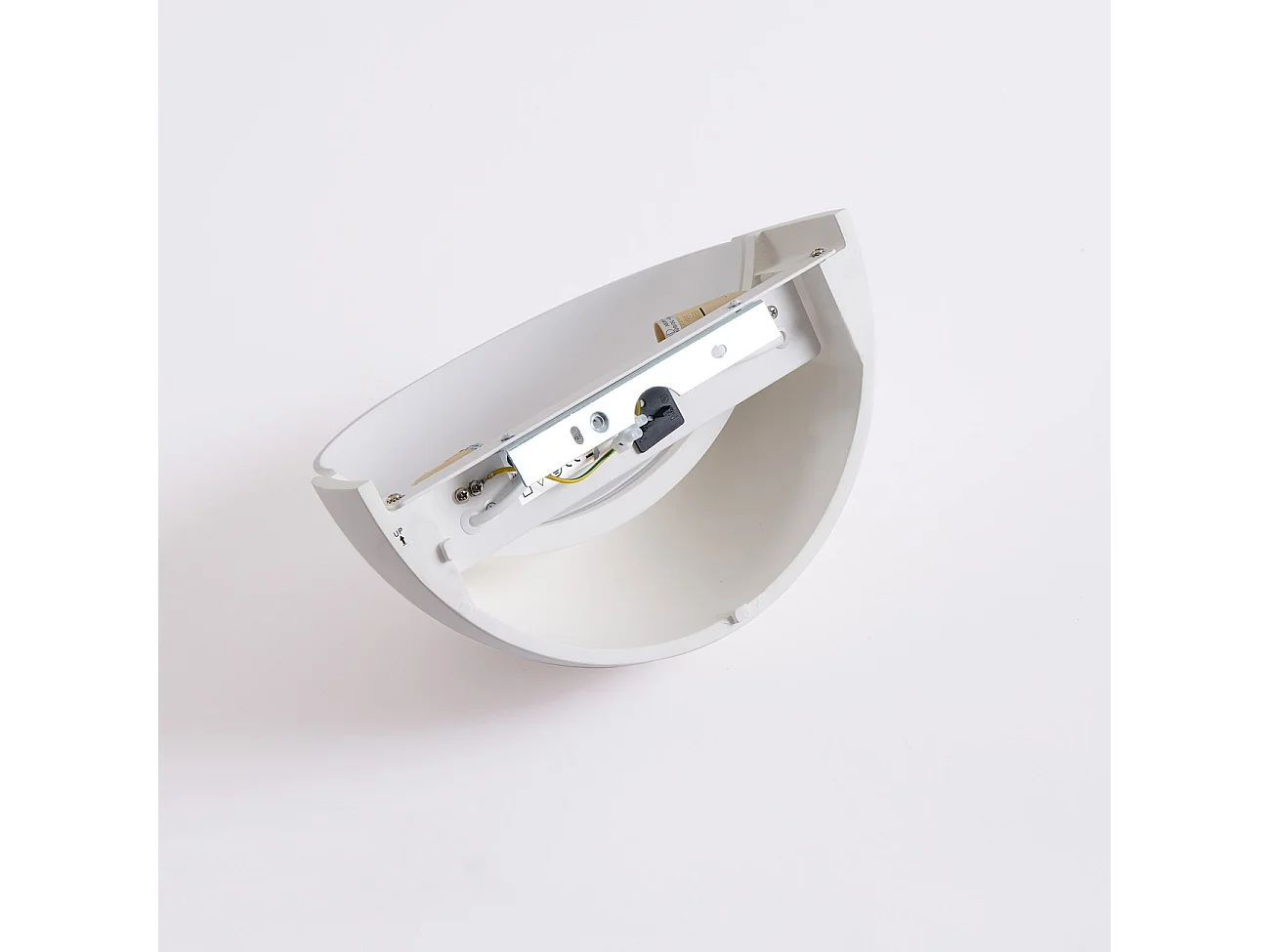 Applique demi-circulaire blanche en gypse - Gillian