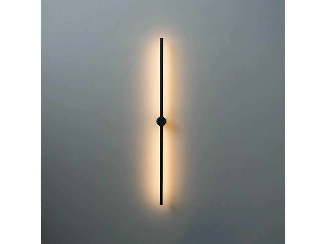 Longue applique ultra design noire 113 cm - Eydon