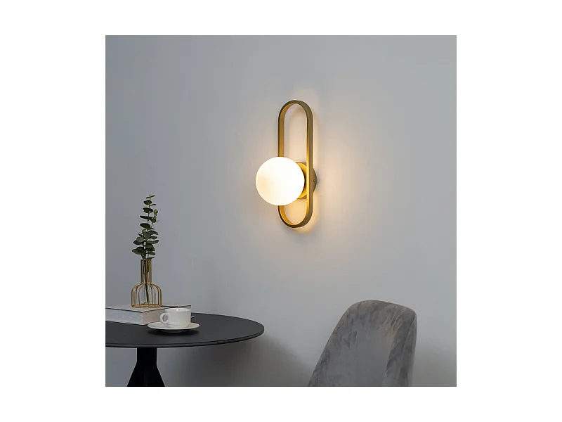 Applique murale vintage dorée à verre blanc - Belisto