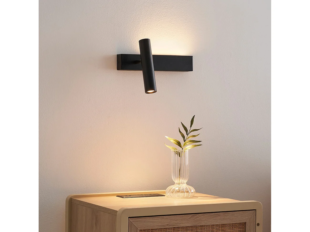 Applique noire tête de lit liseuse gauche - Lodvi