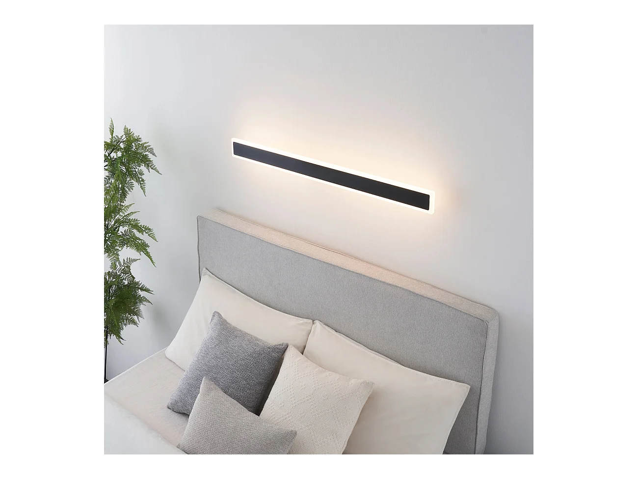 Longue applique noire 103 cm en aluminium IP54 - Mattea
