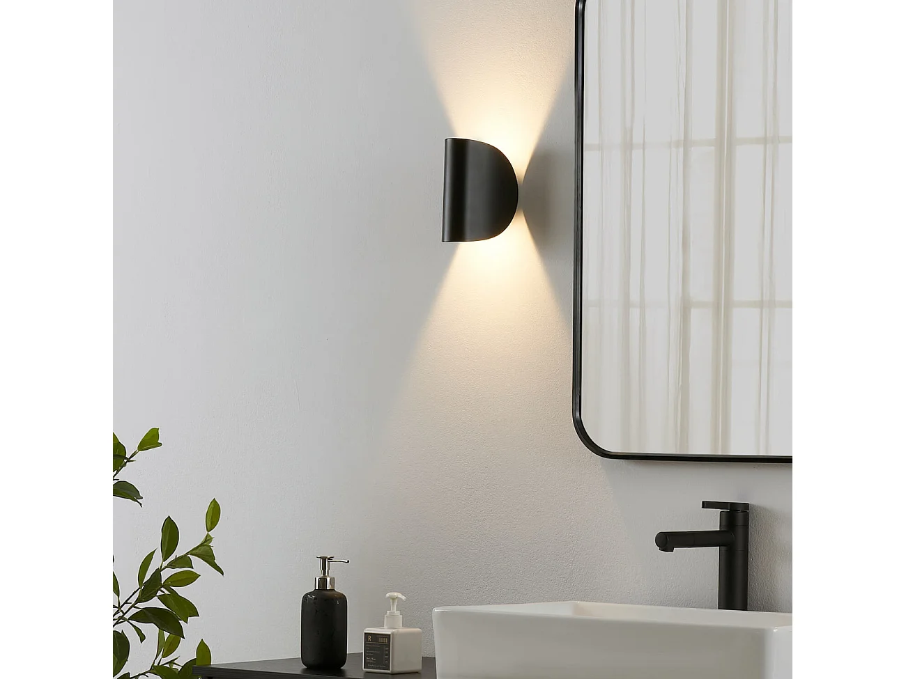 Applique noire aluminium orientable IP54 - Notte