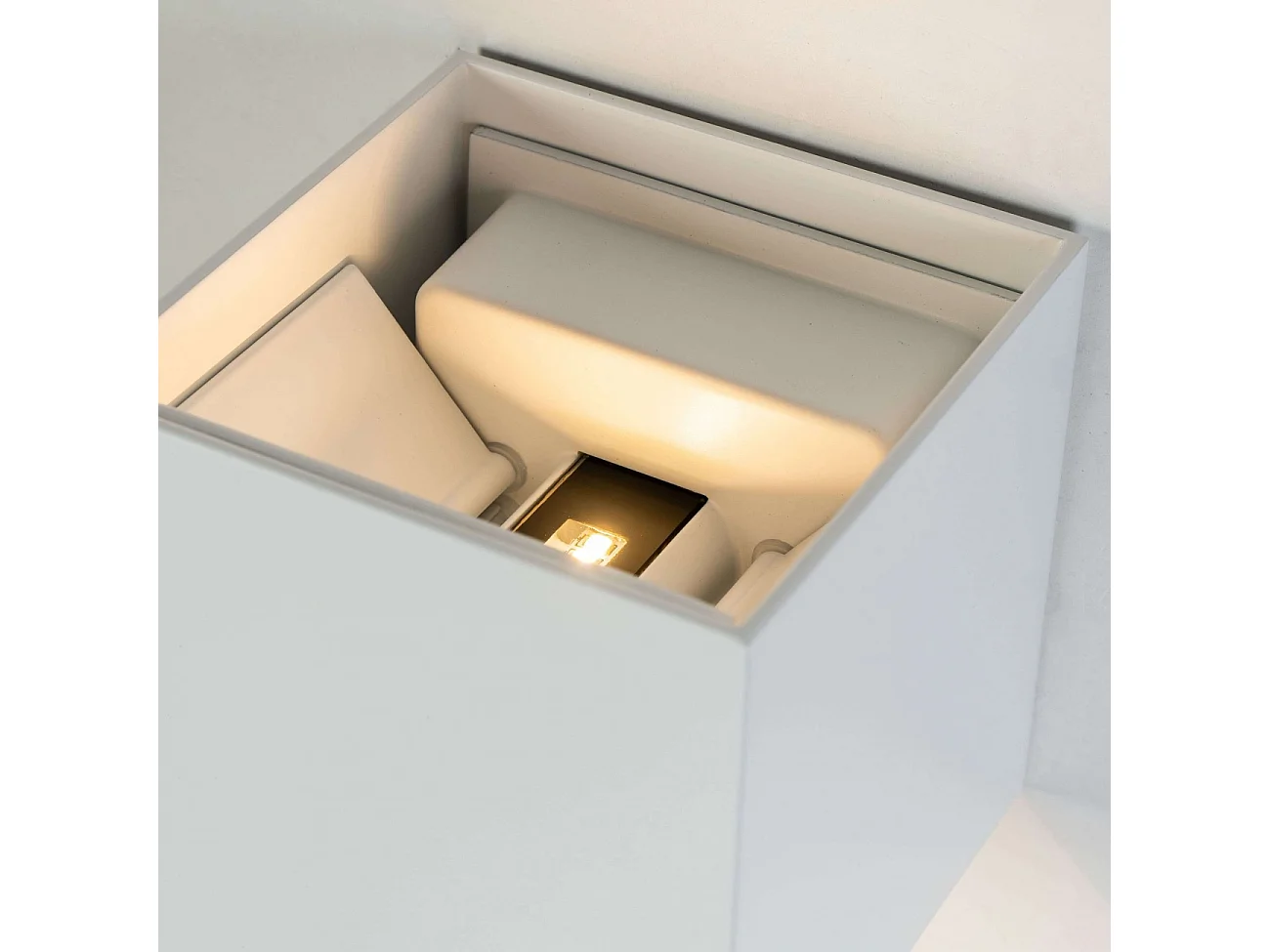 Applique LED design extérieur - blanc - angle ajustable - Cubic