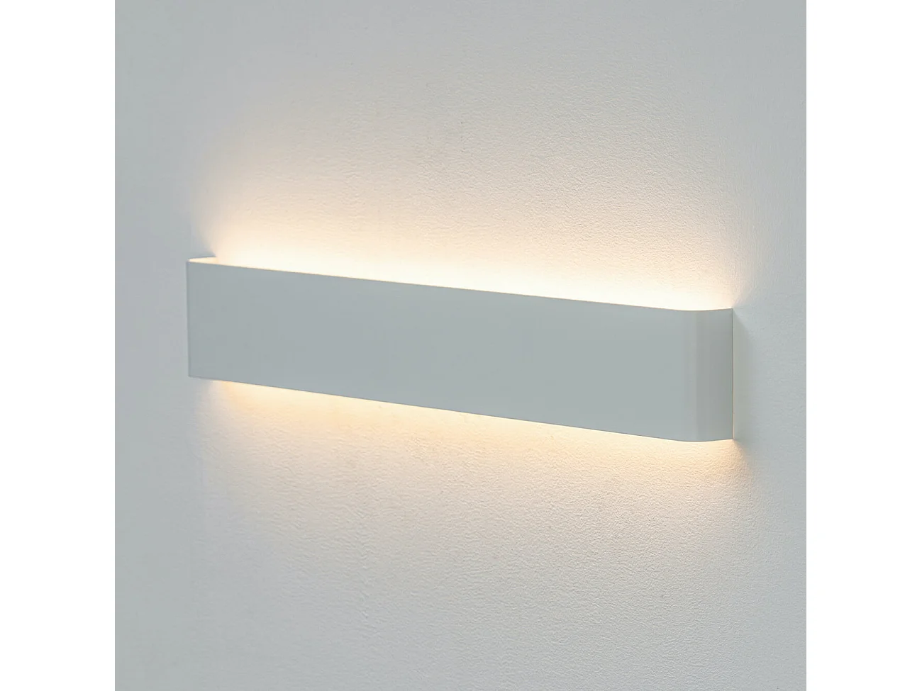 Applique murale longue et puissante à LED blanche - Oletta