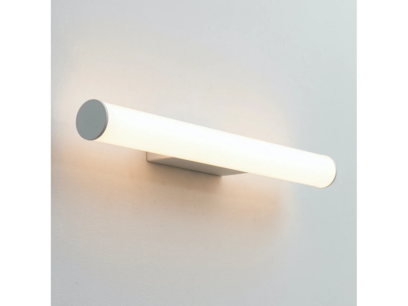 Longue applique LED design en aluminium IP54 - Masuda