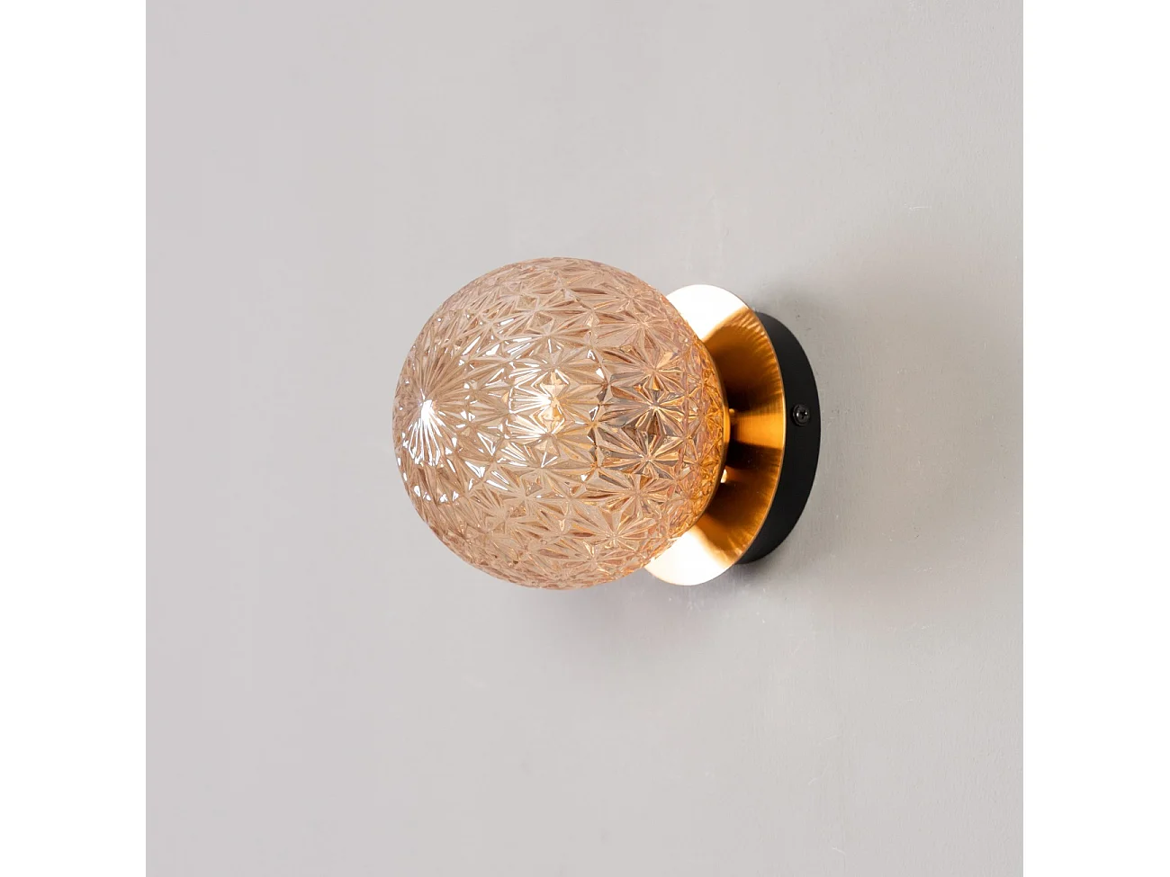 Applique murale en verre et métal dorée - Orian